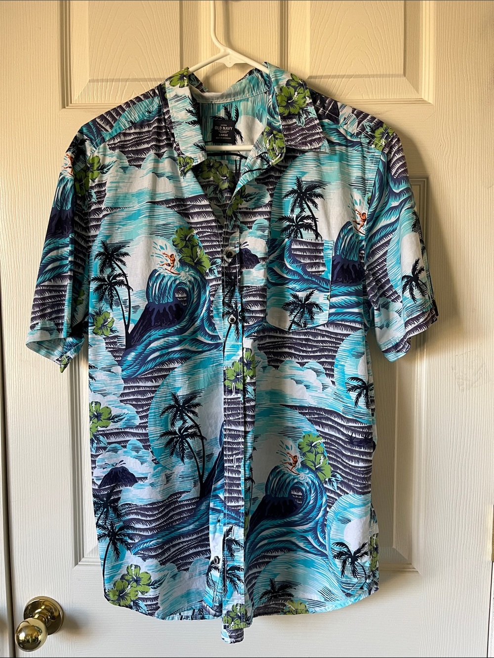 Old Navy Men's Teal and Navy Hawaiian Button-Down Shirt